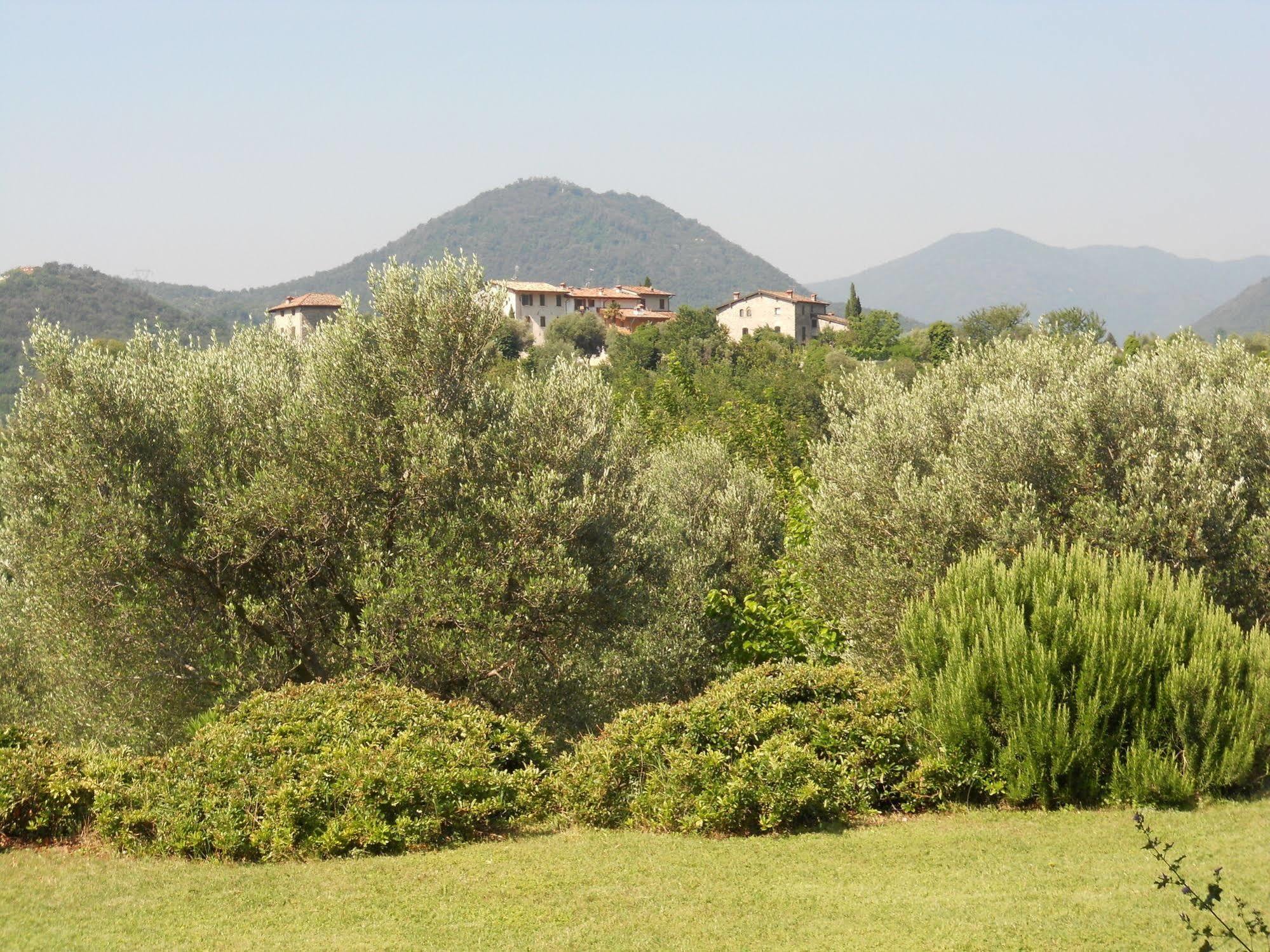 Agriturismo Renzano Garden Apartments ซาโล ภายนอก รูปภาพ