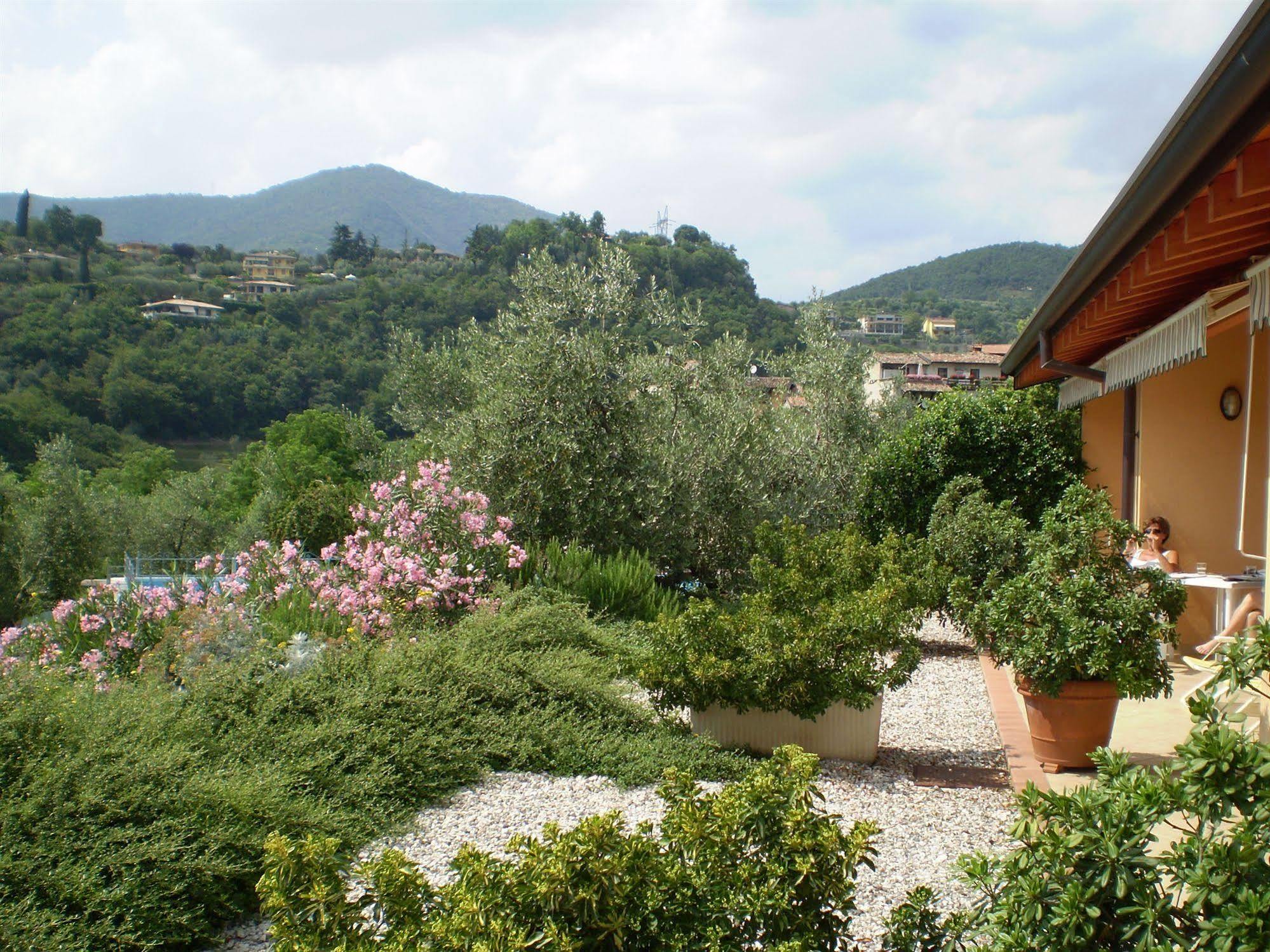 Agriturismo Renzano Garden Apartments ซาโล ภายนอก รูปภาพ